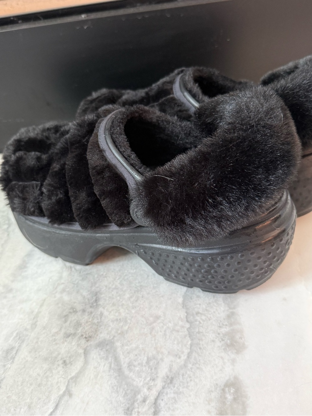 Crocs STOMP Quilted Clog Faux Fur Platform Sandals Clogs Women’s Sz 10 Mens 8 - Picture 4 of 11